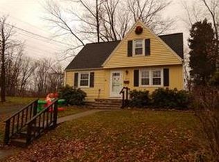 859 Bataan Ave, Dunkirk, NY 14048
