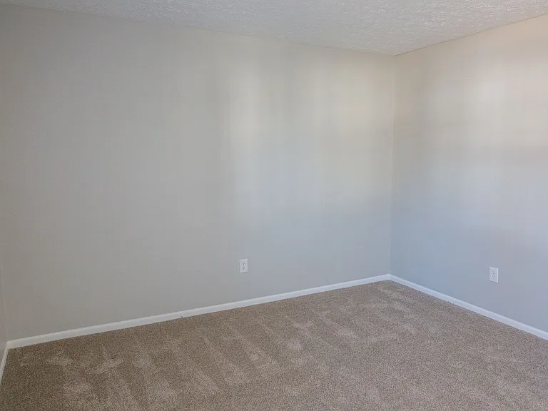 7778 Deercrest Ct — Photo 45