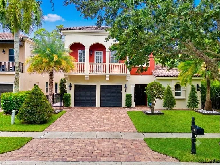 9183 Nugent Trl — Photo 2