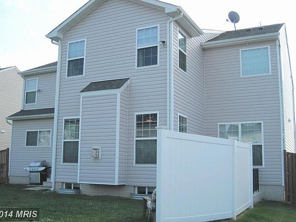 2nd image of 216 Greenwich Dr
