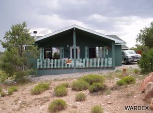 33325 Mesa Dr, Seligman, AZ 86337