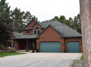 1425 W Timber Trail Dr, Whitehall, MI 49461