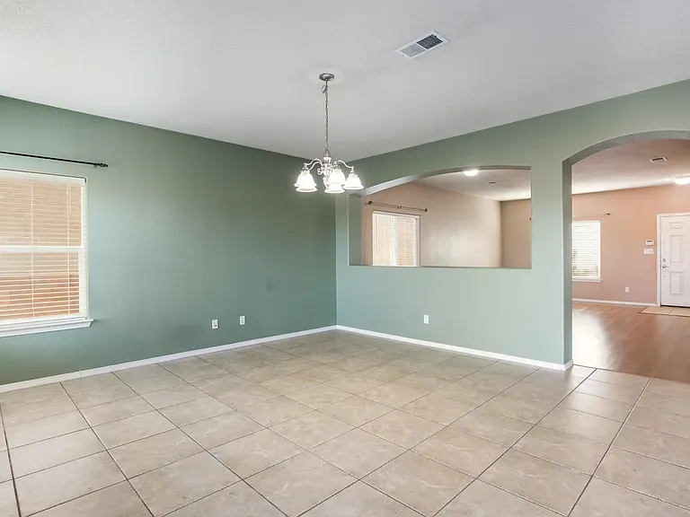 970 Carnival Ct NW — Photo 34