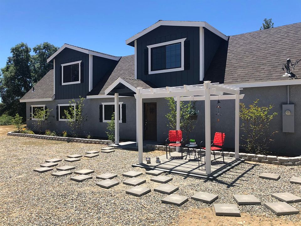 2nd image of 55110 Los Pinos Ln