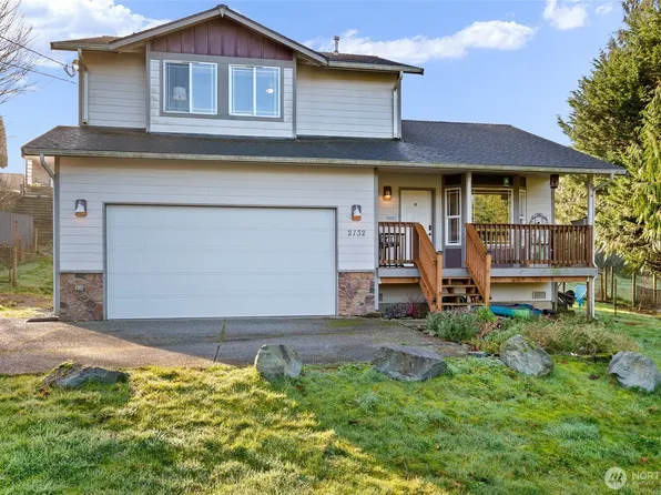 2132 256th Street NW, Stanwood, WA 98292