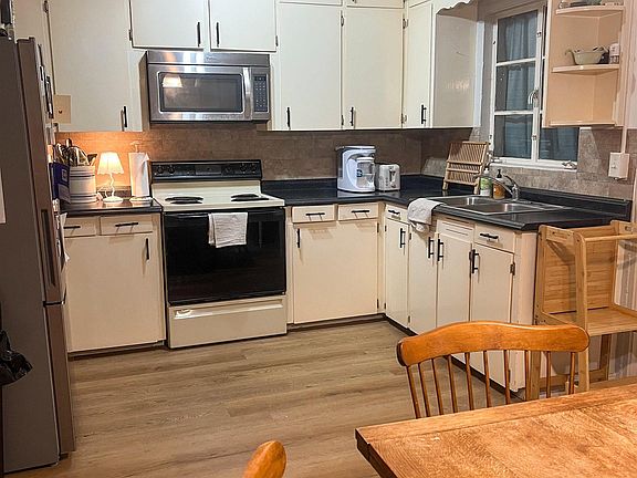 4th image of 315 Tabernacle Rd