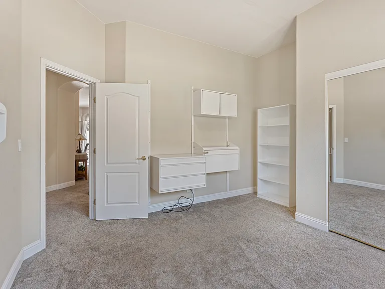 1121 Galston Dr — Photo 13