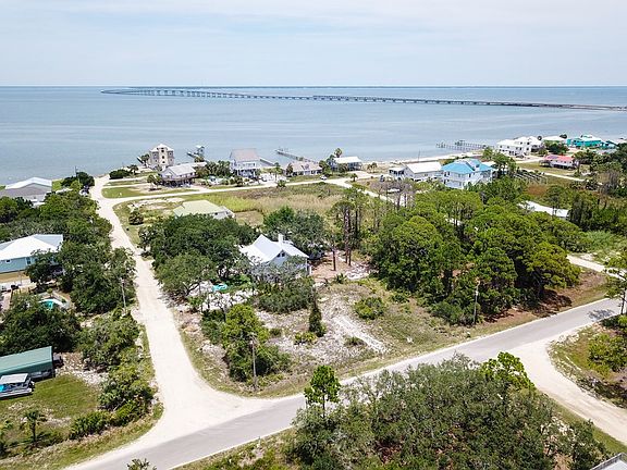 5th image of 508 W Bay Shore Dr