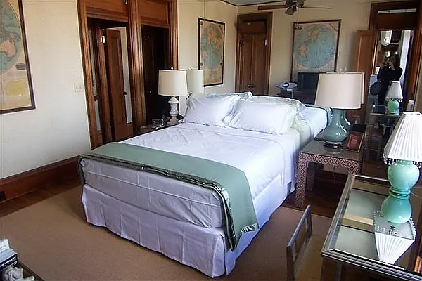 Rented by Susan Finkel, LREB | media 31