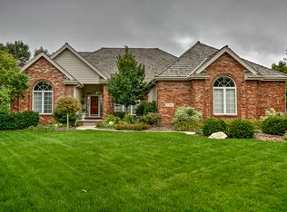 17764 Bay Wood Dr, Omaha, NE 68130