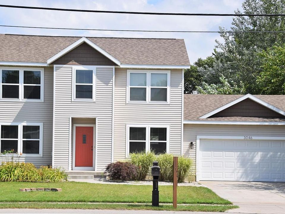 1st image of 3046 McCracken St