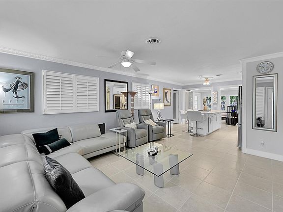 4th image of 1820 NW 32nd Street