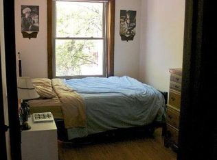700 W Wrightwood Ave #2, Chicago, IL 60614