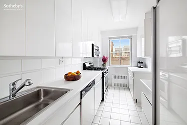 Rented by Sotheby's International Realty
