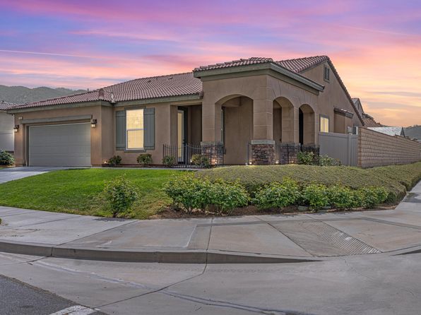 1300 Clasico Dr, Tehachapi, CA 93561