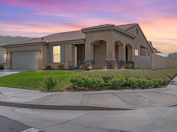1300 Clasico Dr, Tehachapi, CA 93561