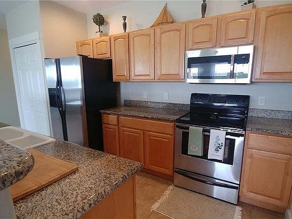 4th image of 1600 Ocean Ave #1038