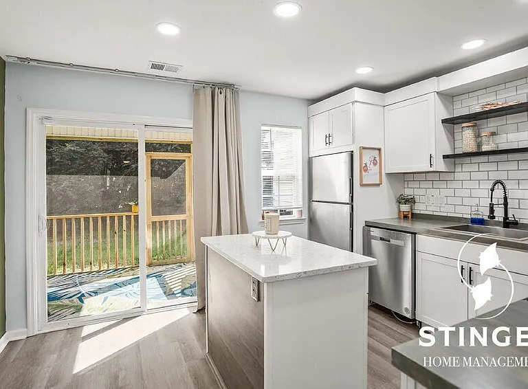 536 Candida Dr — Photo 10