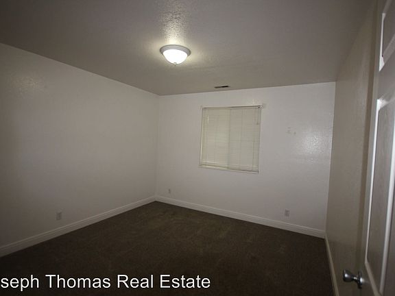 5th image of 413 W 500 N APT 3