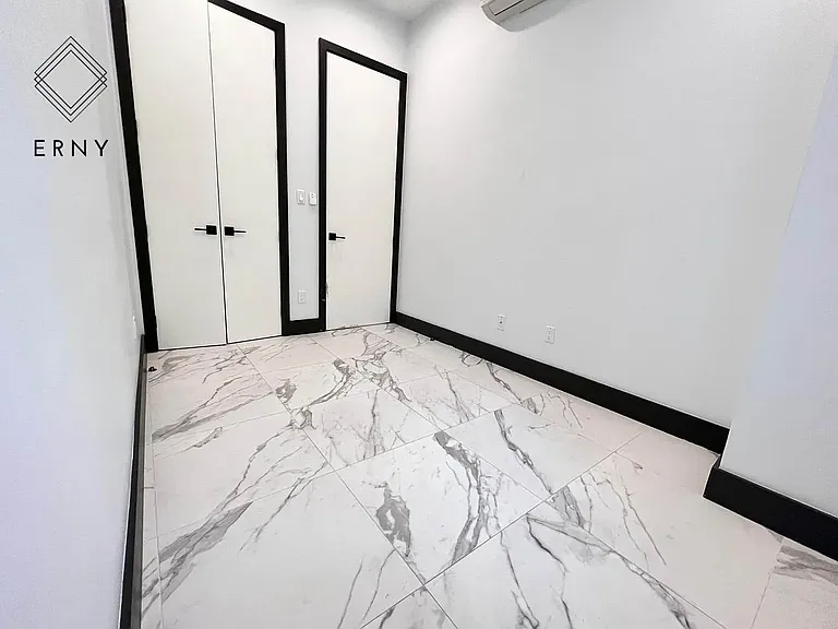 1024 New York Ave #5R — Photo 3