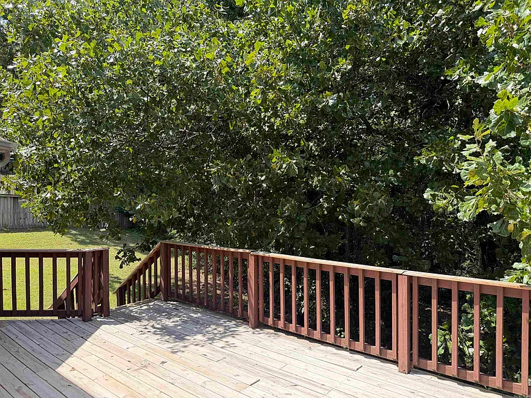 4 Bordeaux Ct — Photo 22