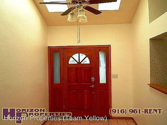 3rd image of 4207 Holmby Ct