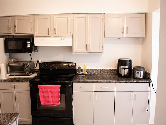 5th image of 2887 Lester Lee Ct
