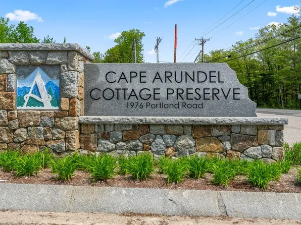 4 Gristmill Avenue, Arundel, ME 04046