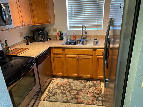 4th image of 102 S Peninsula Dr APT 211