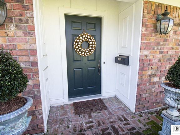 2nd image of 2110 Maywood Dr