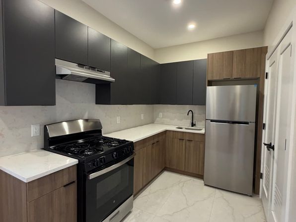 797 Broadway #305