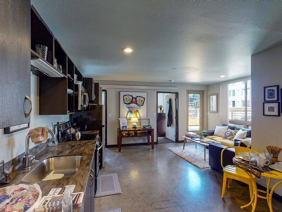 Example pictures, not the actual apartment
