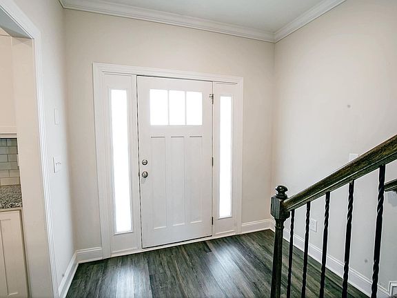 2nd image of 4353 Azalea Dr