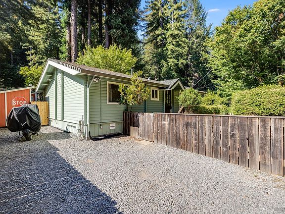 3rd image of 15556 Monte Rosa Avenue