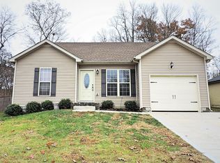 1109 Meachem Dr, Clarksville, TN 37042