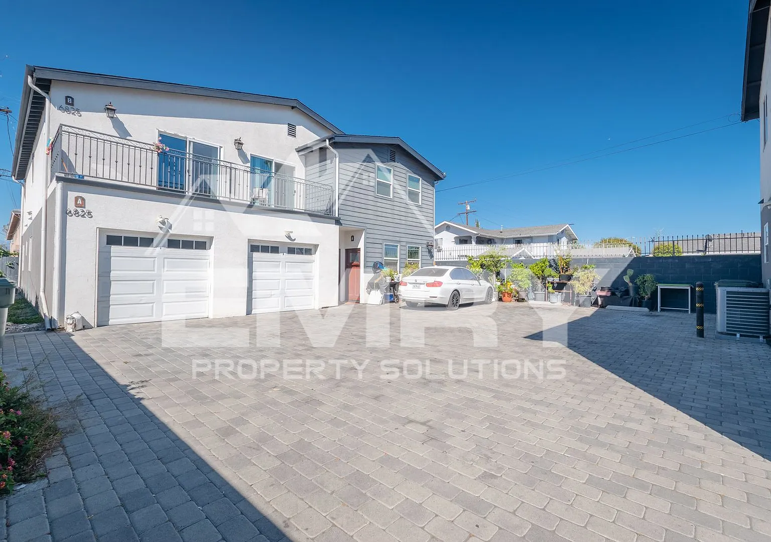 Spacious Modern 4-Bedroom Home for Lease in Bell Gardens — Photo 2