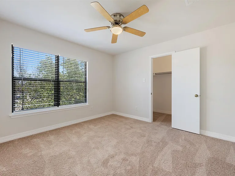 1814 Grassland Dr — Photo 22