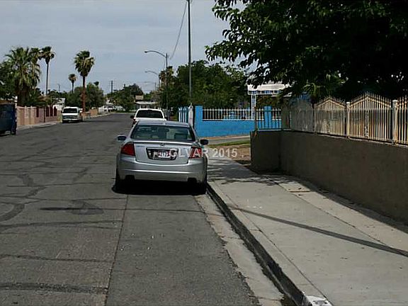 4th image of 1047 Count Wutzke Ave