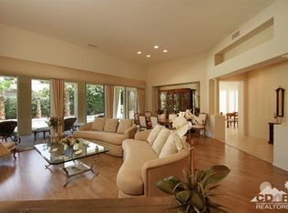 62 Laken Ln, Palm Desert, CA 92211