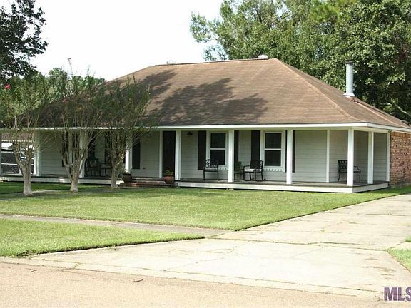4th image of 1003 Maywood Dr