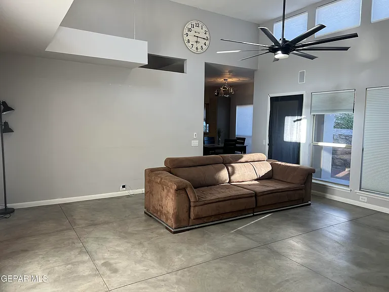5656 Burning Tree Dr — Photo 19