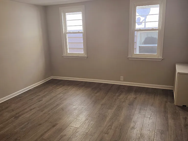308 N 2nd St #1 — Photo 6