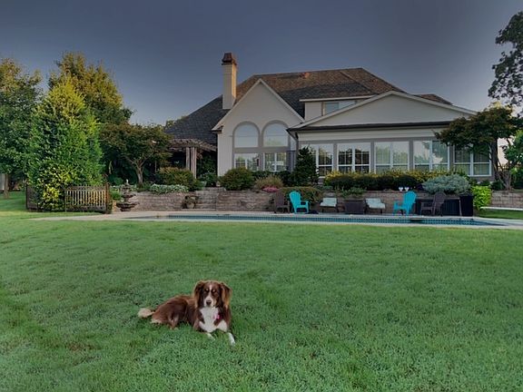 4th image of 5158 Oak Leaf Dr