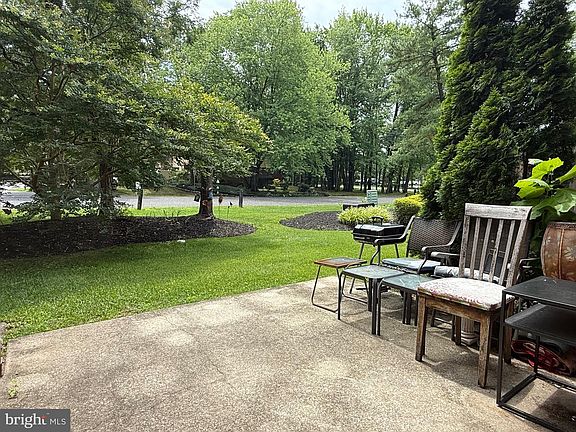 5th image of 6 Buckthorn Ct