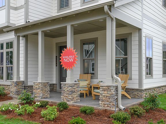 3rd image of 4598 Lyndon Dr
