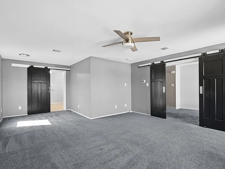 5304 Los Altos Rd — Photo 12
