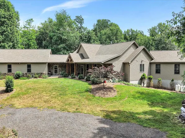 110 Fox Rd, Palmyra, PA 17078