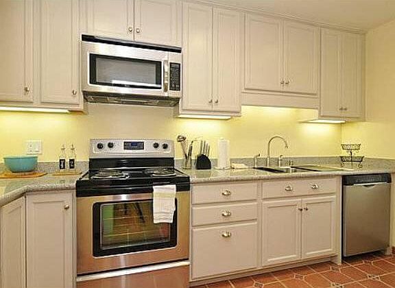 4th image of 177 N El Camino Real APT 28