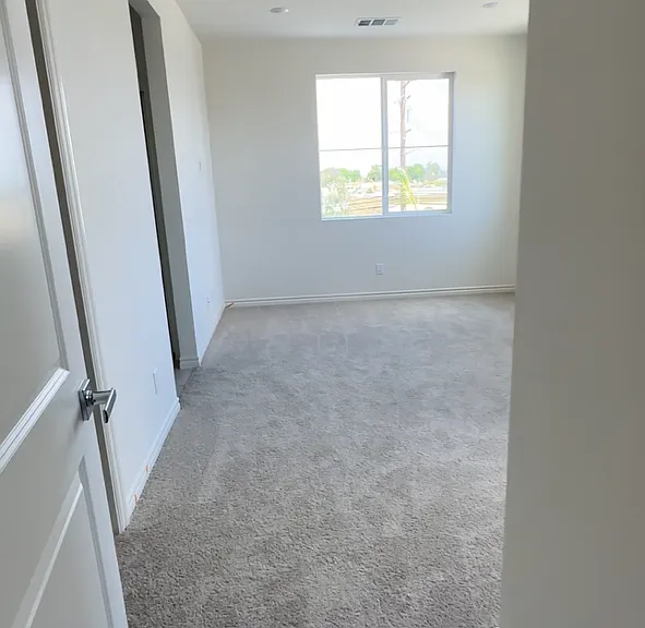 11456 Artesia Blvd — Photo 9