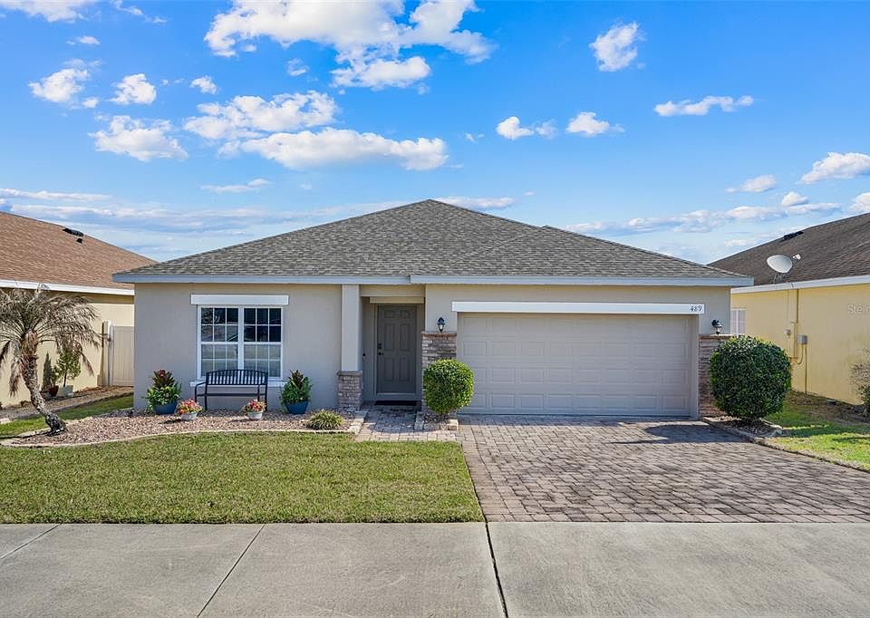 1st image of 489 KESTREL DRIVE